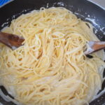 Spaghetti panna e parmigiano